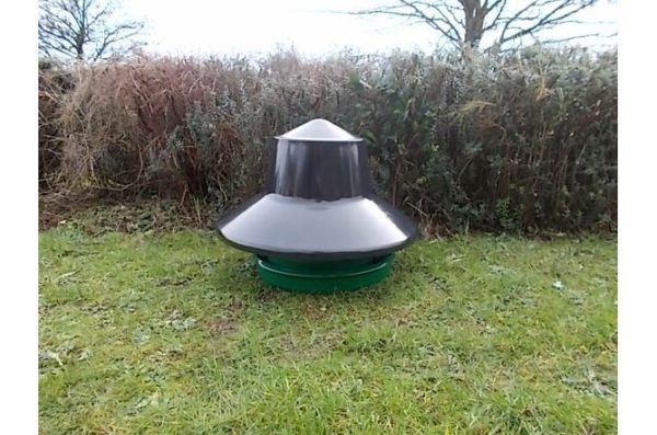 King Feeder with Rain Cover (25kg)