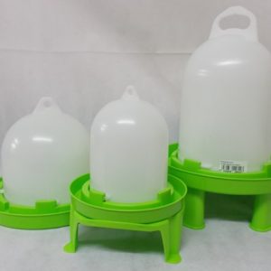 Fount Drinkers with Bayonet lock light Green