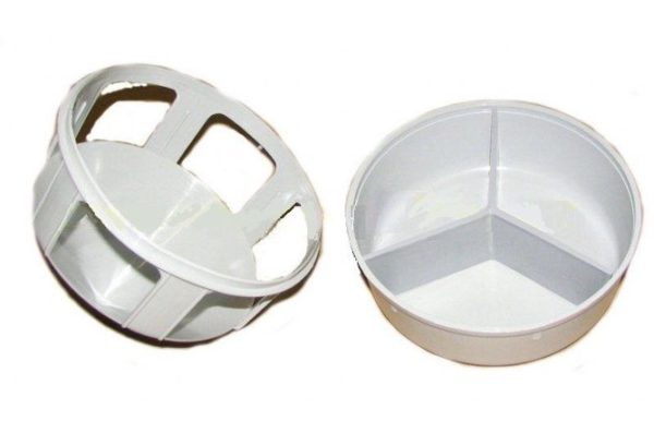 Plastic Grit Pot with Divisions